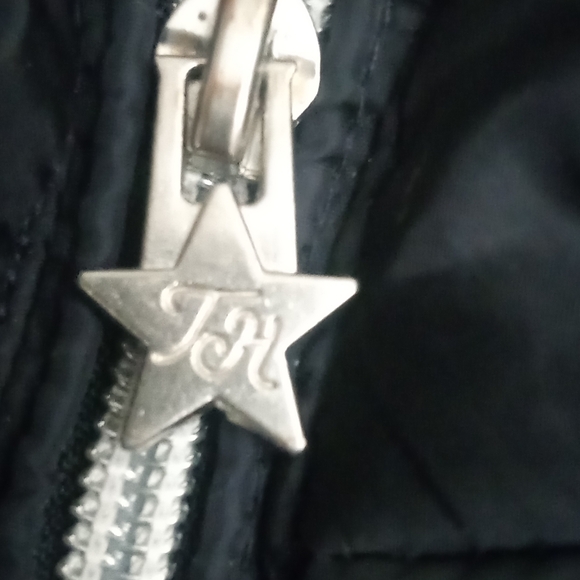 Tommy Hilfiger Navy Puffer Coat with Fur Trim - Picture 5 of 12